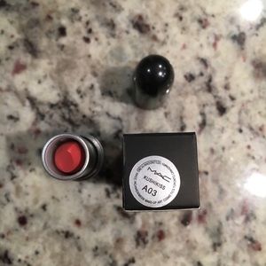 Women’s matte lipstick